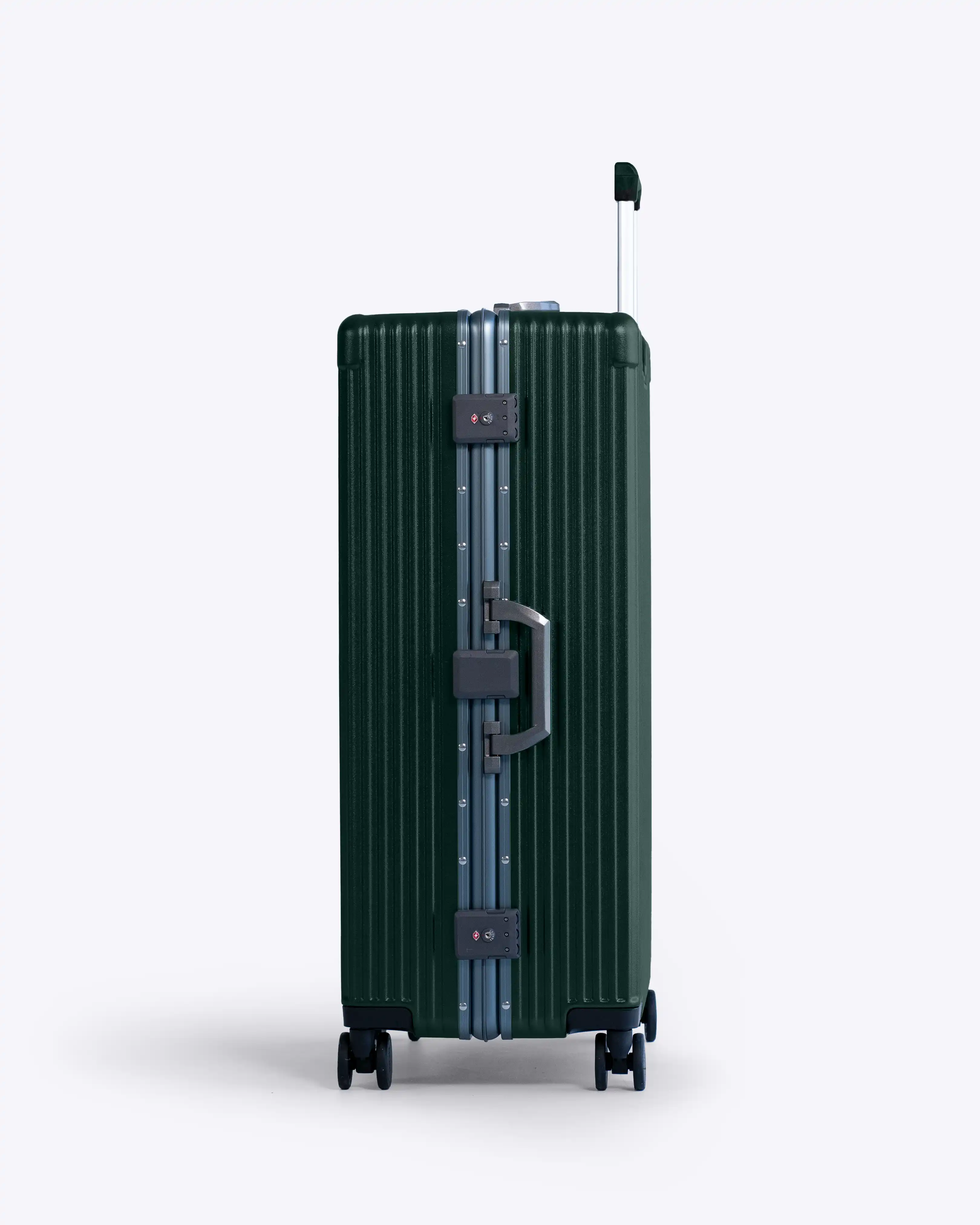 Check-in: All-in-One 28" - Image 16