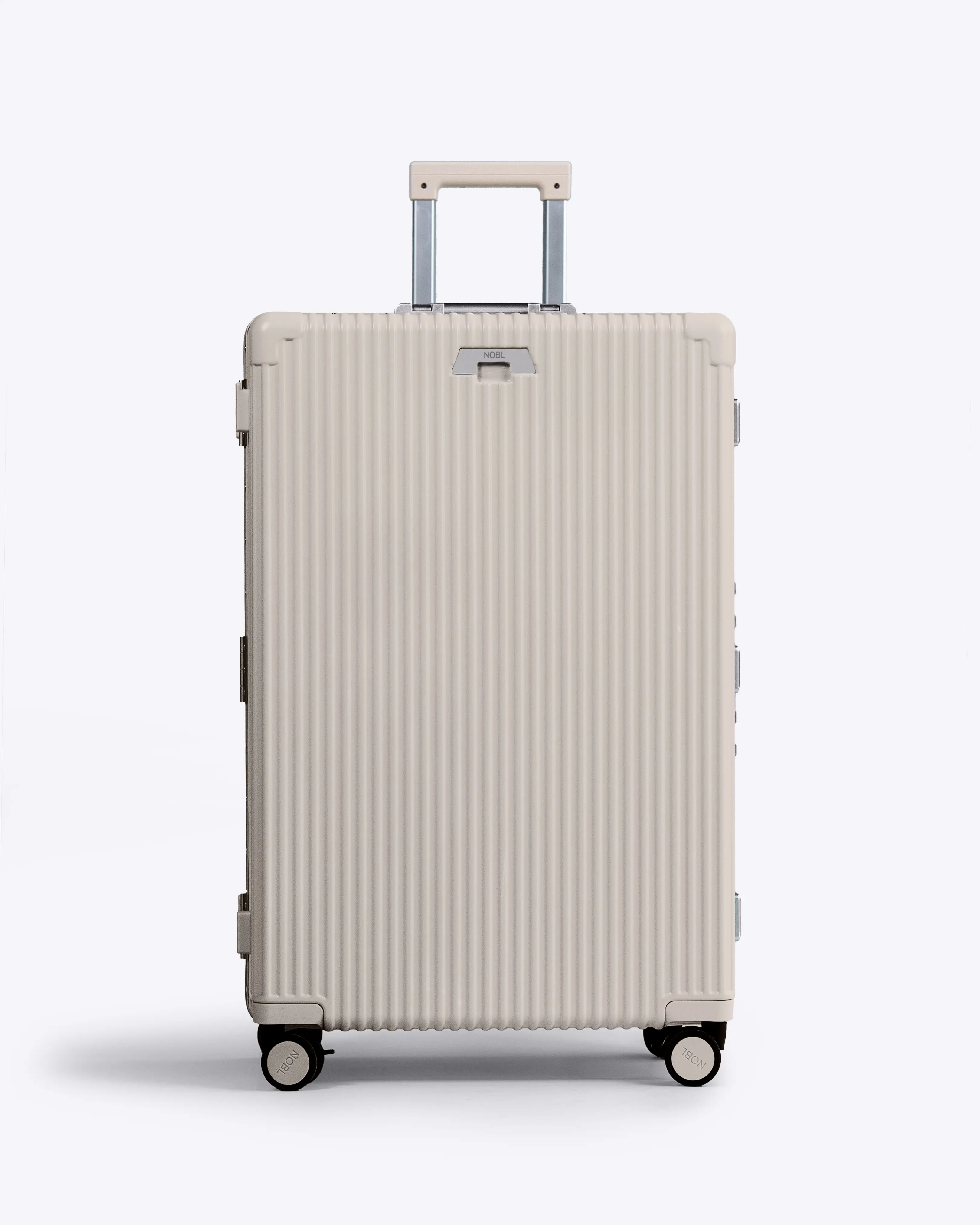 Check-in: All-in-One 28" - Image 23