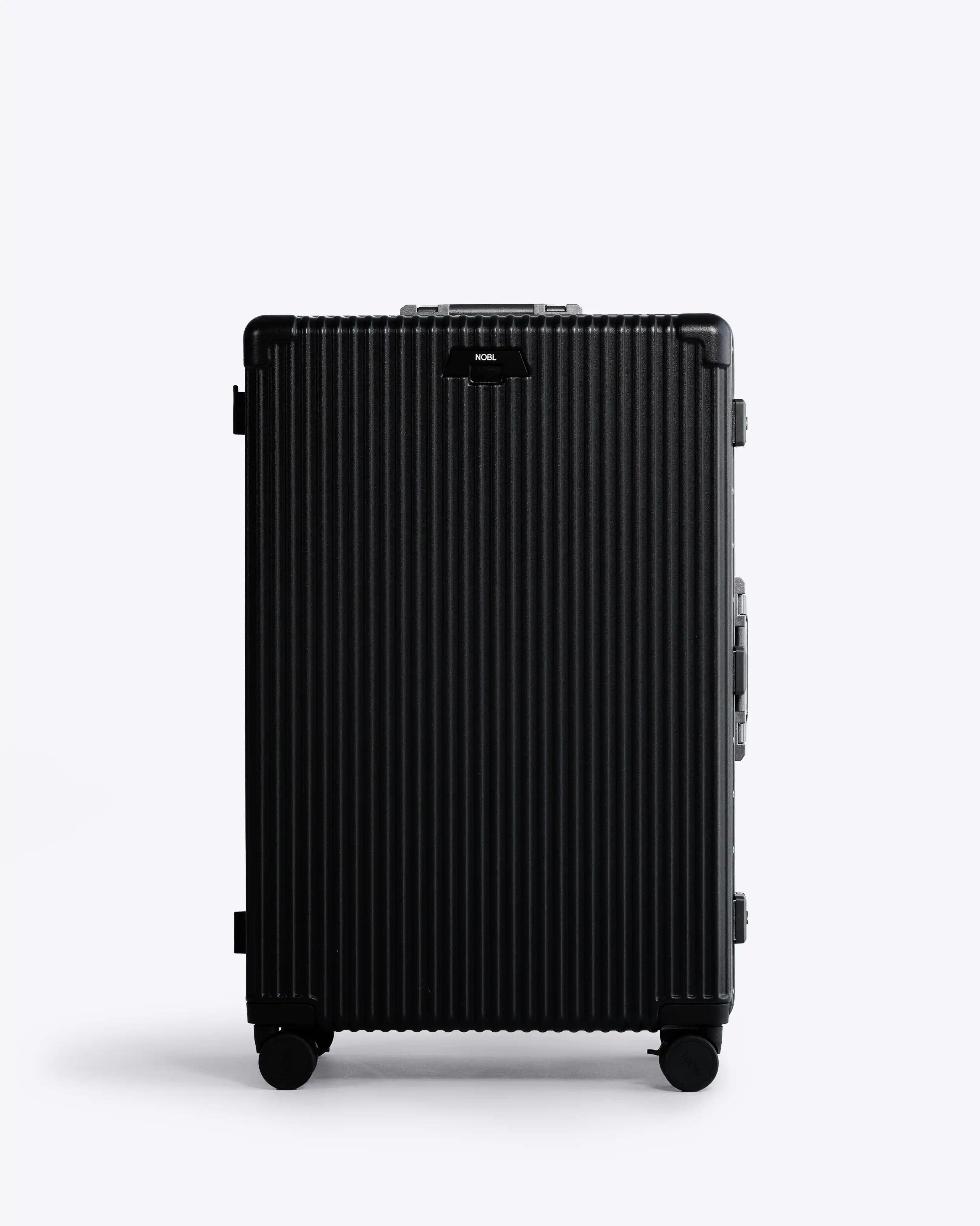 Check-in: All-in-One 28" - Image 3